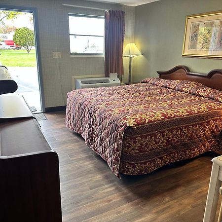 Westgate Manor Motel Austintown & Youngstown Ohio Buitenkant foto